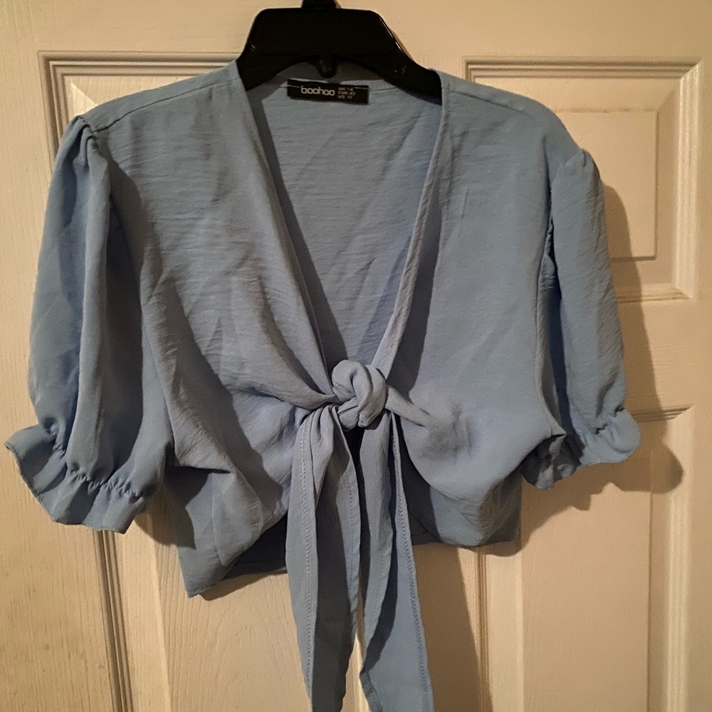 Boohoo Tie Front Crop Top